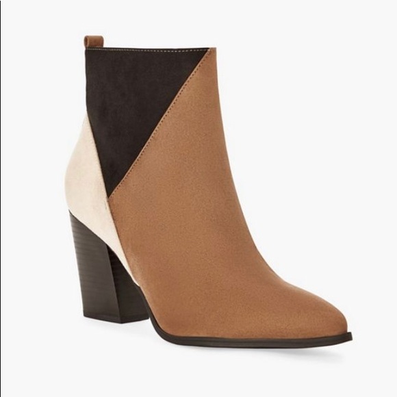 kit color block ankle bootie